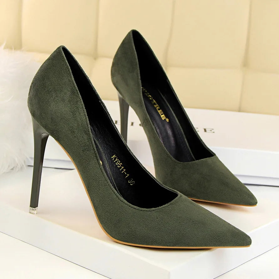 Concise Shallow Ladies Office Shoes 2025 New Soft Flock Pointed Toe Women Pumps Fashion High Heels Red Wedding Bride Shoes Woman
