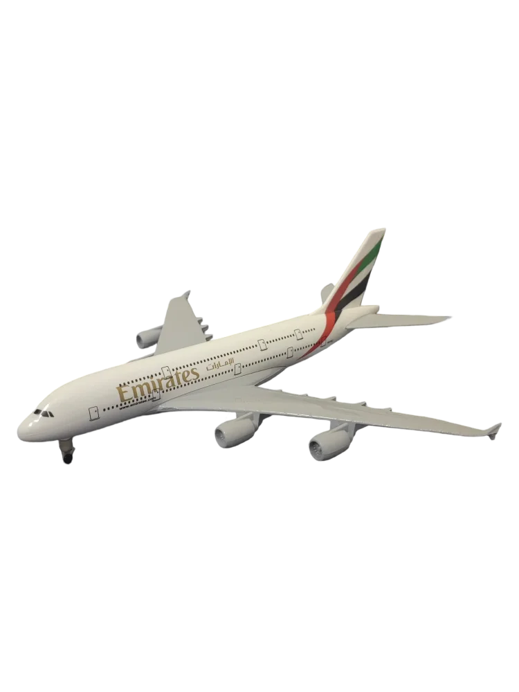 Emirates A380 passenger plane model, 21cm alloy simulation airplane toy, home decoration, birthday gift for boys and children.