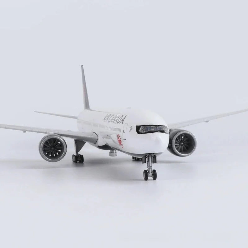 1:157 Scale 47cm Aircraft B777 Canada Air Airlines Model With Light and Wheel Diecast Resin Airplane Collection Display Gifts