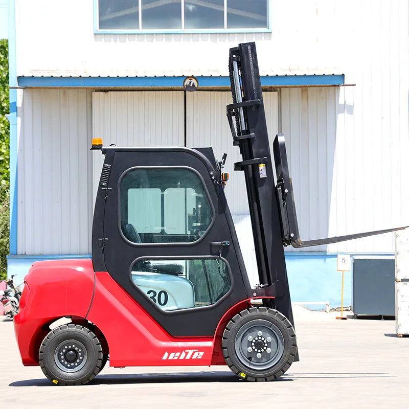 New 3 ton Diesel Forklift Heavy Duty Hydraulic Lift China Factory Price 4x4 Wheel Forklift with CE/EPA Forklift Custom