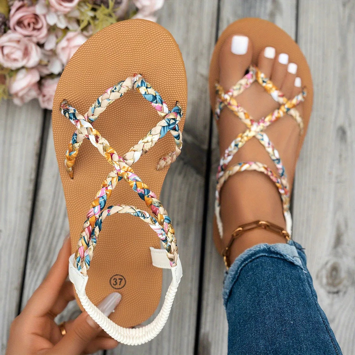 Fashionable Lightweight Large Size Beach Sandals for Women Summer New Round Head Comfortable Fish Mouth Casual Sandals
