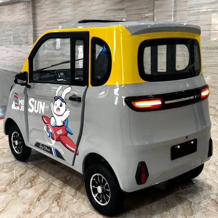 Four-wheeler Household Small Fully Enclosed Scooter Adult Oil and Electricity Dual-purpose New Energy Electric Car Battery