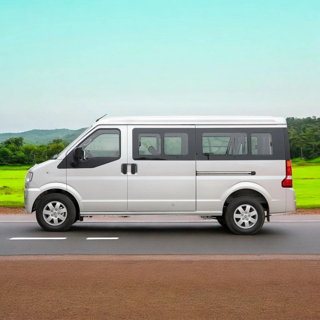 Passenger car, minibus, passenger and cargo dual-use 7 seats